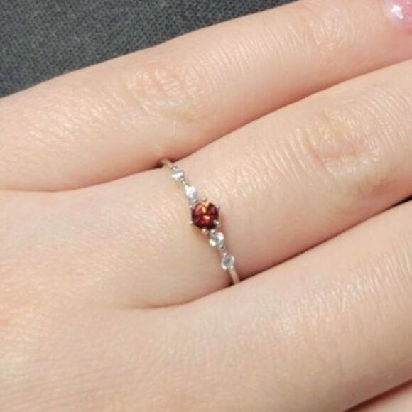 Sterling Silver Ring Size 7.75 925 Thin Band Red Cubic Zirconia CZ Dainty - Flaw - Picture 6 of 15